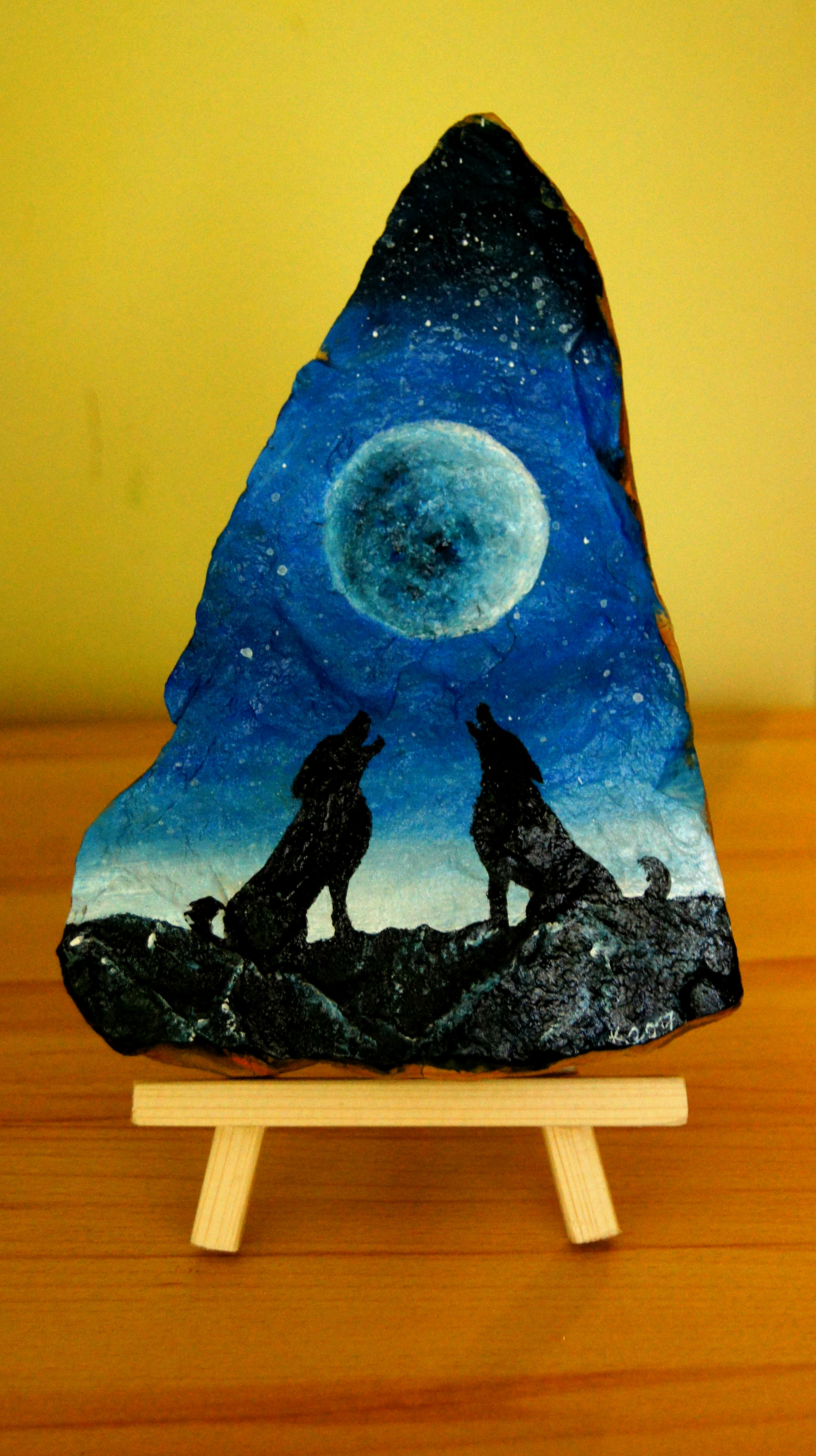 Volkova in polna luna