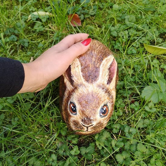 Zajček - bunny stonepainting