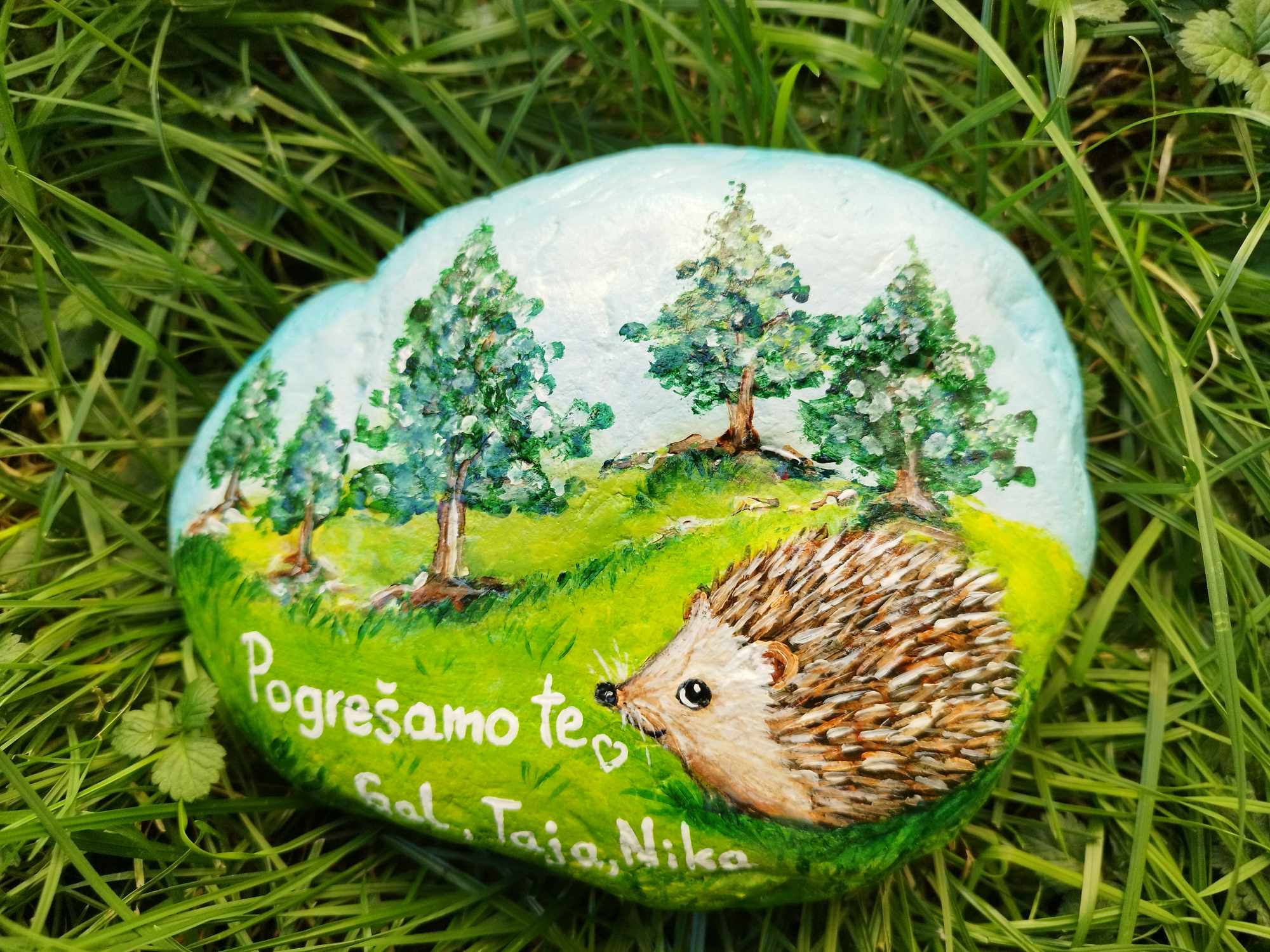 Spominski kamen z ježkom